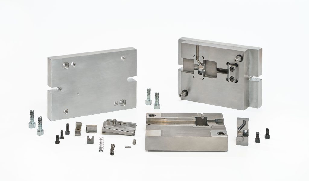 Zerspanung und Formenbau: CNC Fräsen von Edelstahl und Aluminium mit CAD Cam.