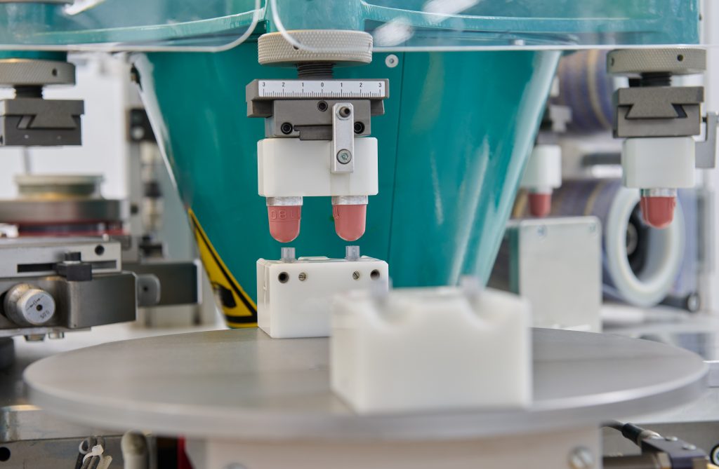 Tampondruck: Logo drucken auf komplexe Formen und unebene Oberflächen.